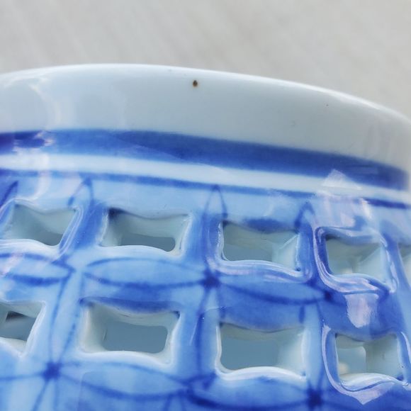 Blue and White Vase - Picture 6 of 7